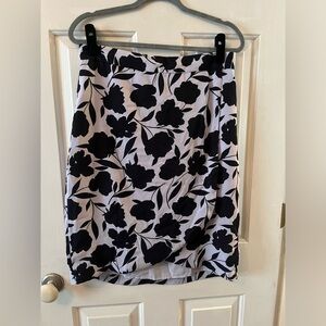 Size 8 Ann Taylor skirt